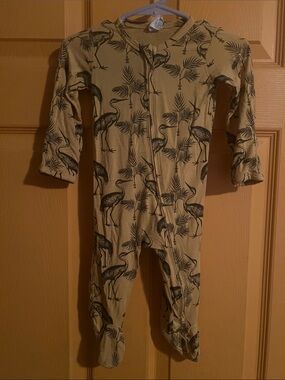 3-6 MONTHS KATE QUINN CRANE-PRINT FOOTIE ONESIE ONE-PIECE ZIPPER